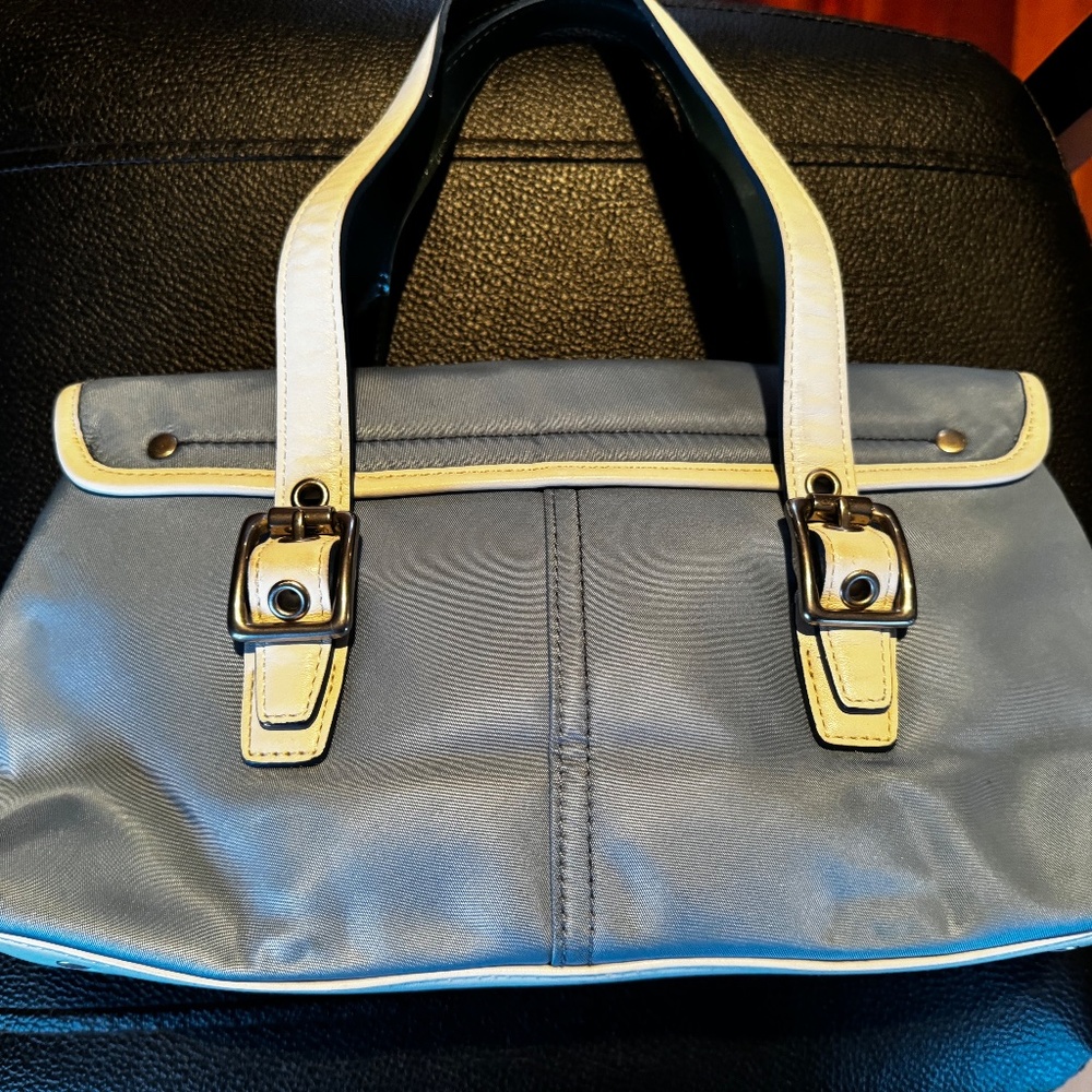 Coach Spring Bag - Picture 7 of 9